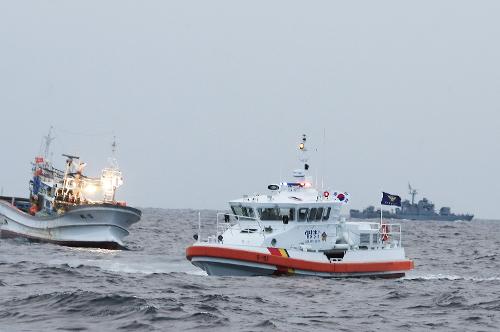 동해안 최북단 북방어장을 경비하고있는 속초해경 사진7