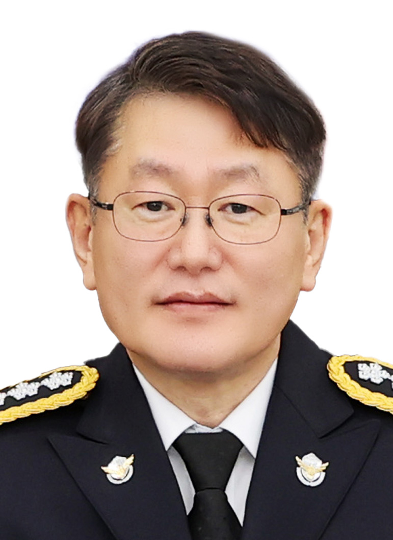 김용진 사진