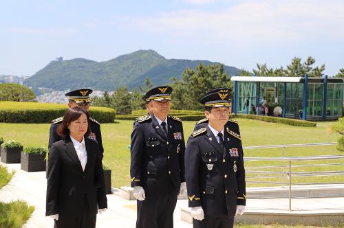  제69회 현충일을 맞아 현충탑 참배(24.06.04.) 사진4