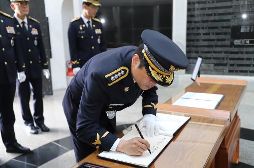  제69회 현충일을 맞아 현충탑 참배(24.06.04.) 사진2