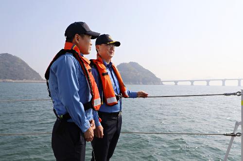 옥창묵 창원해경서장, 촘촘한 해상치안 현장 점검 및 현장 직원들과 소통 행보(250411)1 사진1