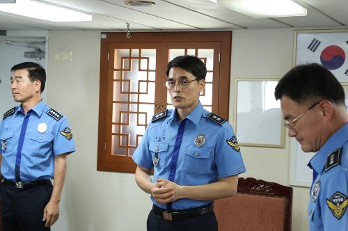 (24.06.04) 동해청장, 접경해역 대비태세 점검(1511함) 사진3