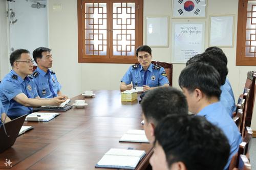 (24.06.04) 동해청장, 접경해역 대비태세 점검(1511함) 사진1