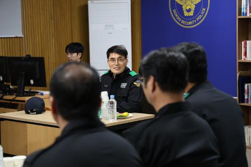 (24.11.08) 동해청장, 해상 치안현장(북방해역ㆍ독도) 점검 사진4