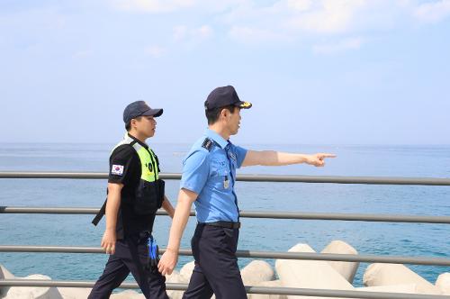 250610 김환경 동해해경서장, 여름 성수기 대비 연안 안전관리 현장 점검 실시 사진2