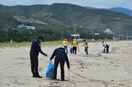 250919 동해해경, 자원봉사자와 함께하는 연안정화활동 실시 2