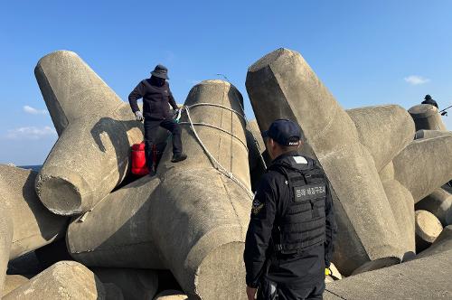 251106 동해해경, 가을 행락철 맞아 연안해역 집중 안전관리 실시 1