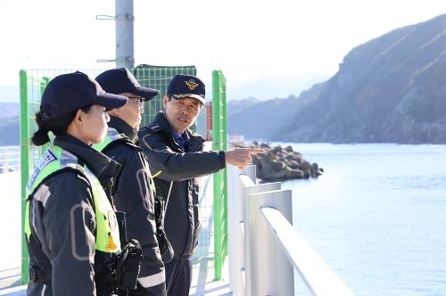 (25.12.31.) 동해해경, 해맞이 안전사고 예방 총력 대응 4