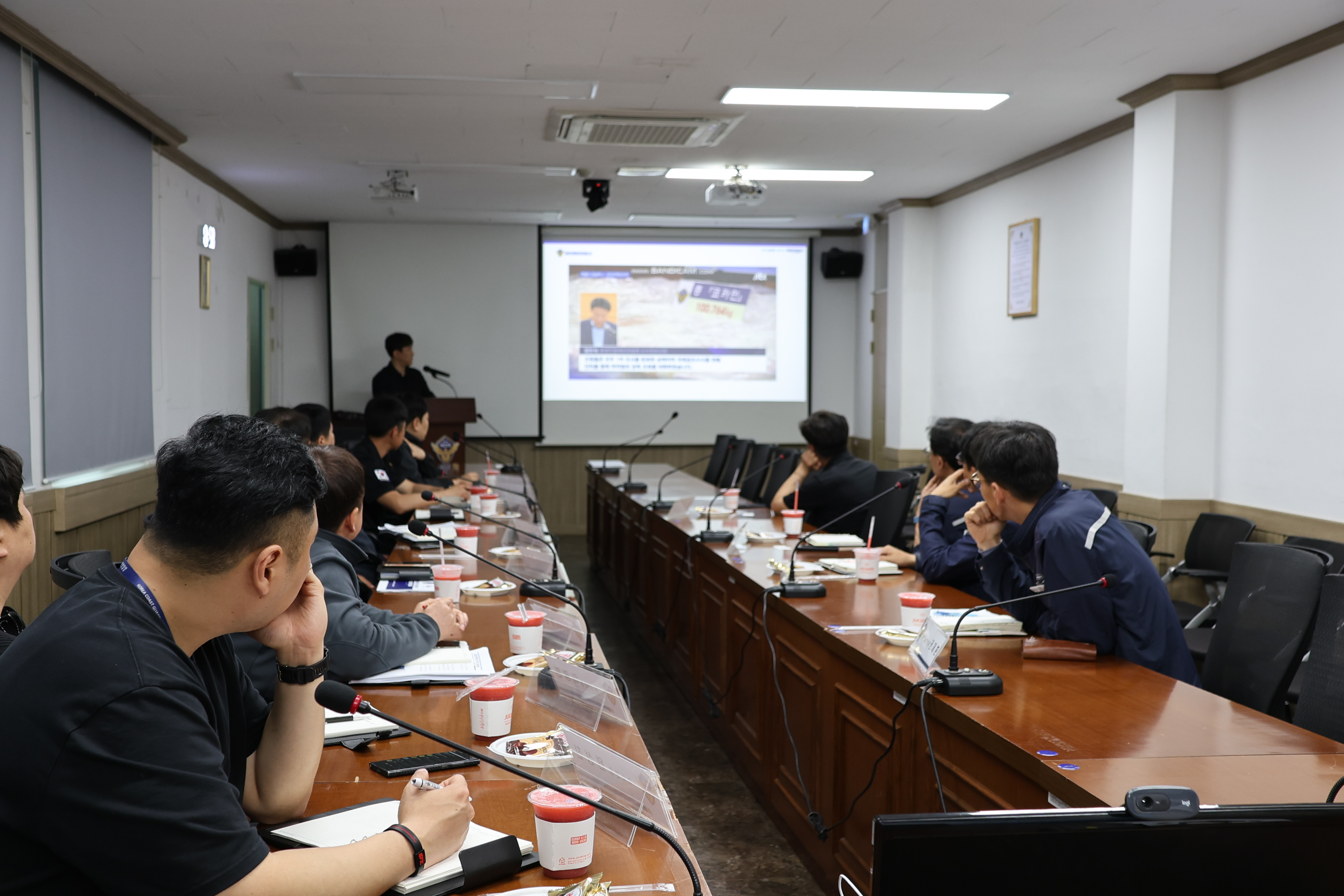 250522 태안해경, 마약류 밀반입 차단을 위한 관계기관 간담회 중인 사진 (3)