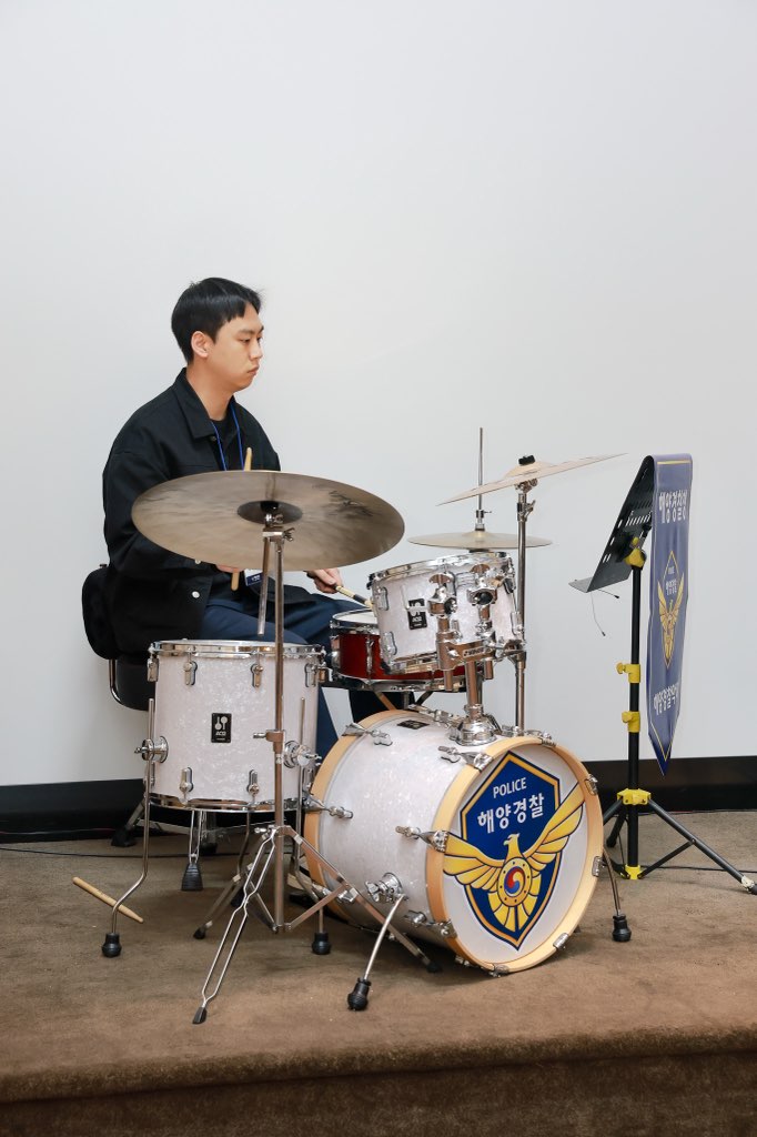 드럼