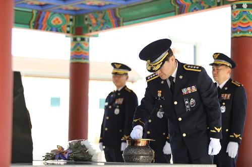 250102 군경합동묘지 참배 사진3