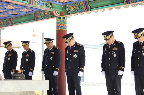 250102 군경합동묘지 참배 사진5