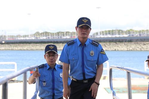 250702 신임 군산해경서장_ 첫 행보로 치안현장 점검 나서 2