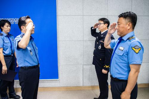 (230630) 승진임용식, 모범공무원· 특별승급 수여식 사진1