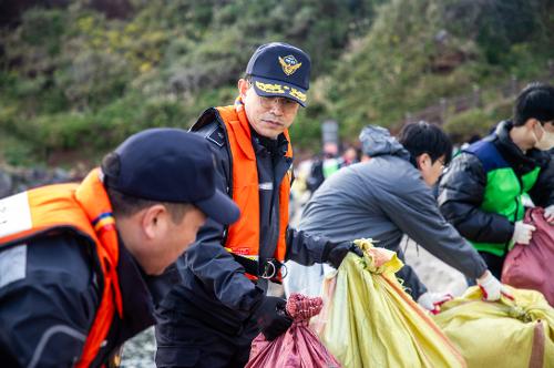 (231107) 민·관 협업 차귀도 해양정화활동 사진2