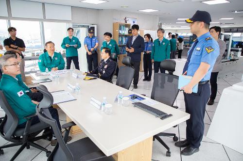 (240530) 행정안전부 장관 함정 및 VTS 현장점검 사진16