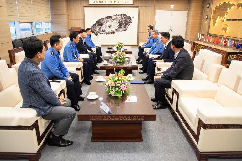 (250217) 신임 제주지방법원장 예방 3