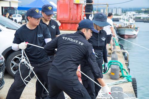 (250908) 연안정화의 날, 조천항 정화활동 24