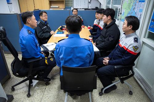 (251203) 김용진 해양경찰청장 성산해안 및 파출소 안전점검 9