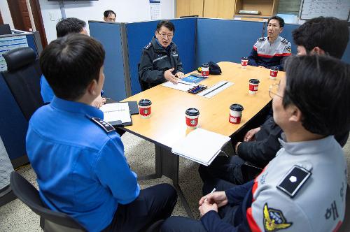 (251203) 김용진 해양경찰청장 성산해안 및 파출소 안전점검 8