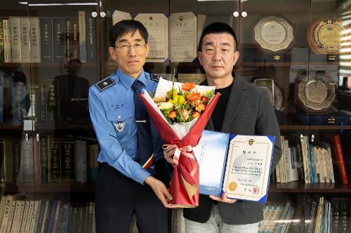 (260114) 모슬포항 익수자 구조 유공자 감사장 전달 및 노을 카페 감사장 전달 1
