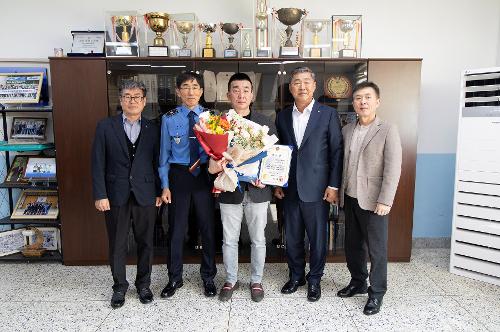 (260114) 모슬포항 익수자 구조 유공자 감사장 전달 및 노을 카페 감사장 전달 2