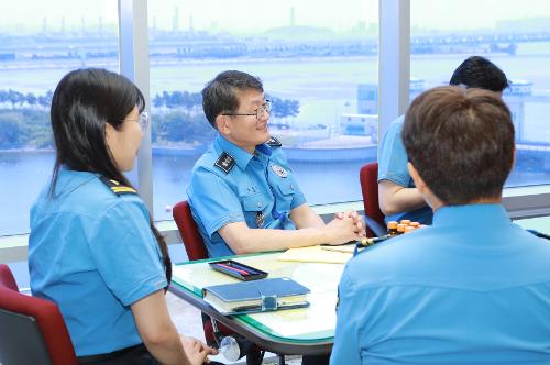 김용진 중부해경청장, 인천서 신청사 및 경인항VTS 현장점검(2024.6.18.) 사진5