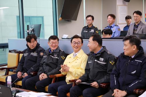 251120 전재수 해양수산부 장관, 김용진 해경청장, 이명준 서해청장 방문 5