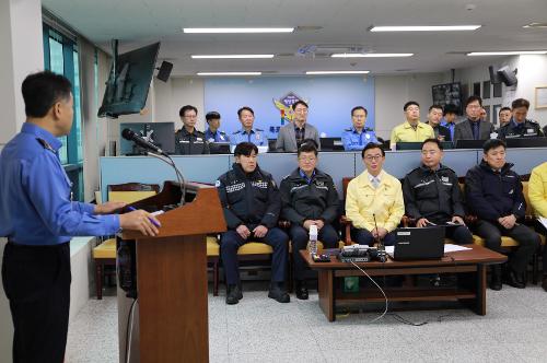251120 전재수 해양수산부 장관, 김용진 해경청장, 이명준 서해청장 방문 4