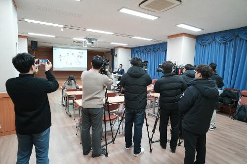 남해해경청, 코카인 100Kg 밀반입 사건 국제마약조직원 검거 언론 인터뷰 사진2