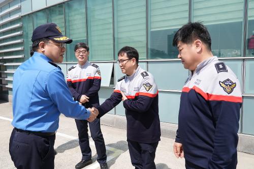 장인식 남해해경청장, 국민 안전의 날을 맞아 현장 점검 나서 4
