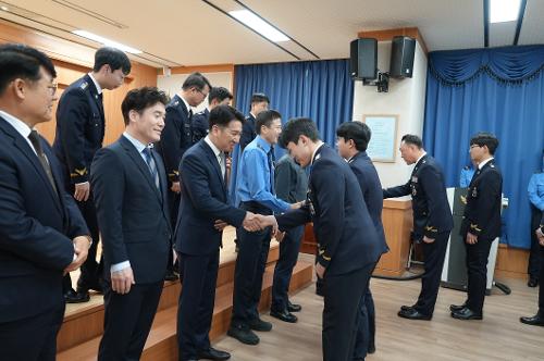 남해청 전입자 신고식 3