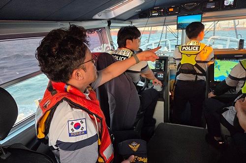 평택해경, 가을 성어기 맞아 낚시어선 현장점검 1