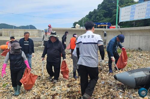 (240605) 제29회 바다의날 기념 연안정화활동 사진2