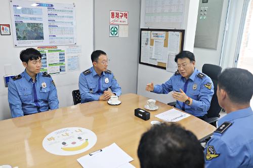 (241015) 장인식 남해해경청장 현장점검 사진2