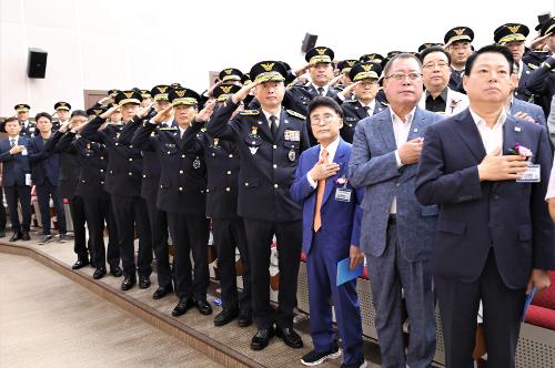 서해해경청  제71주년 해양경찰의 날 기념식 거행 사진1