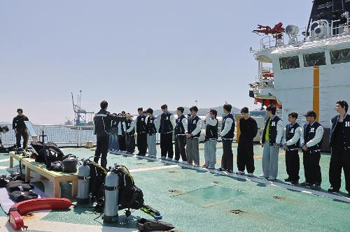 250507 태안해경, 한서대학교 해양경찰학과 대상 함정견학 실시 4