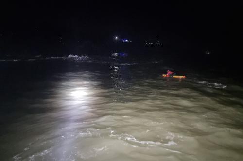 250511 꾸지나무골 해변 갯바위 고립자 구조 1