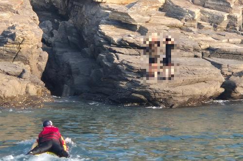 250731 태안해경 민어도 갯바위 고립객 2명 구조 3
