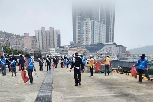 완도해경, 바다의 날 맞아 민관 합동 연안 정화 활동 펼쳐 사진2